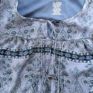 Beautiful periwinkle, navy and white patterned blouse.